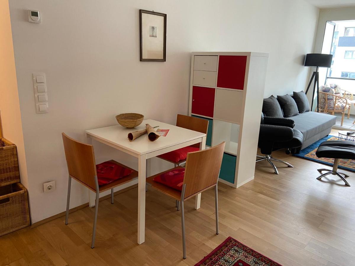 Apartment 9 Stops Away From City-Centre Wenen Buitenkant foto